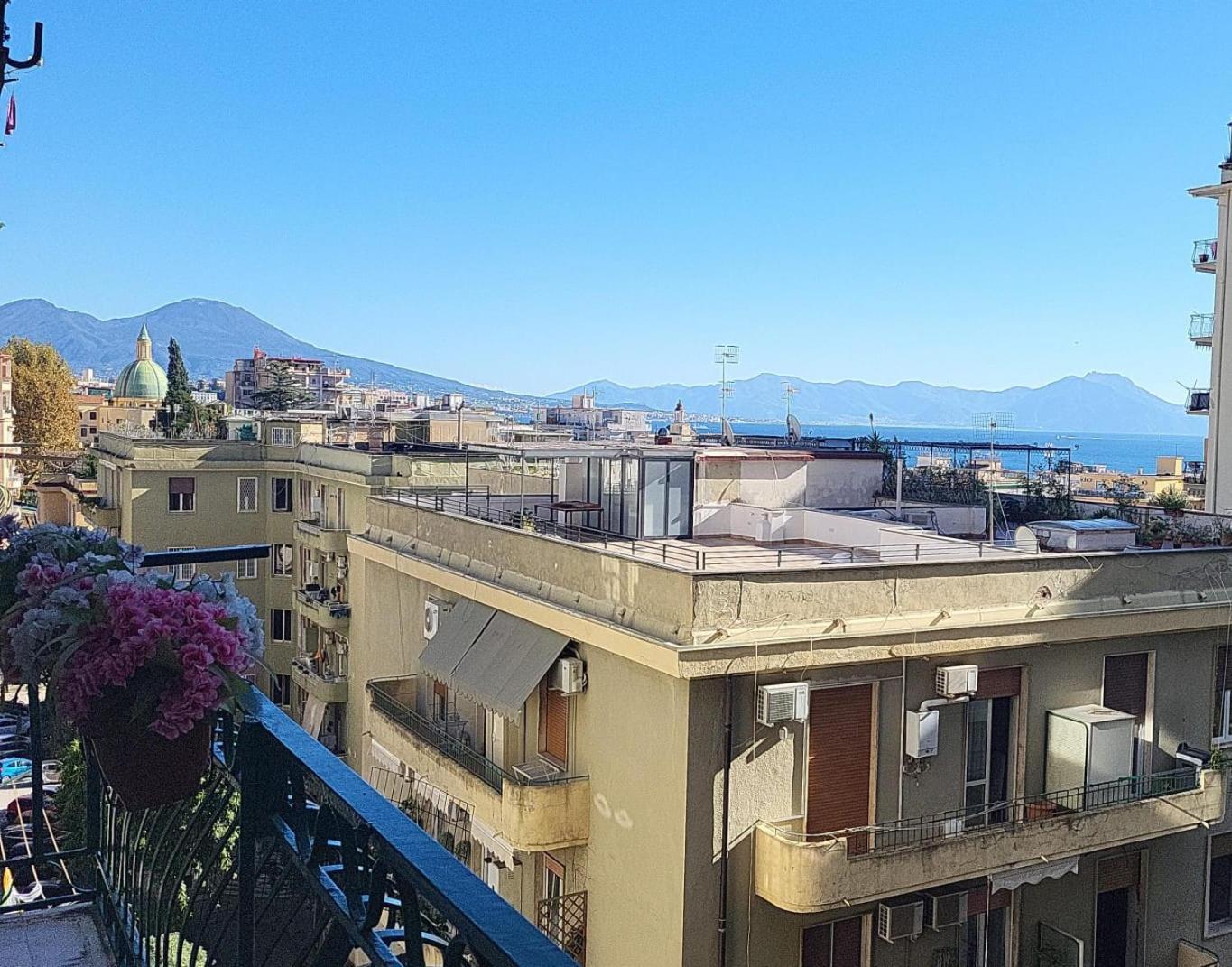 Vesuvio View Apartment Неаполь Экстерьер фото